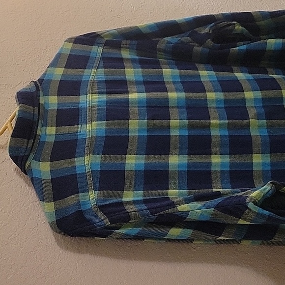 Hollister Button-down Plaid Flannel - Navy/Green - XL - Picture 11 of 13